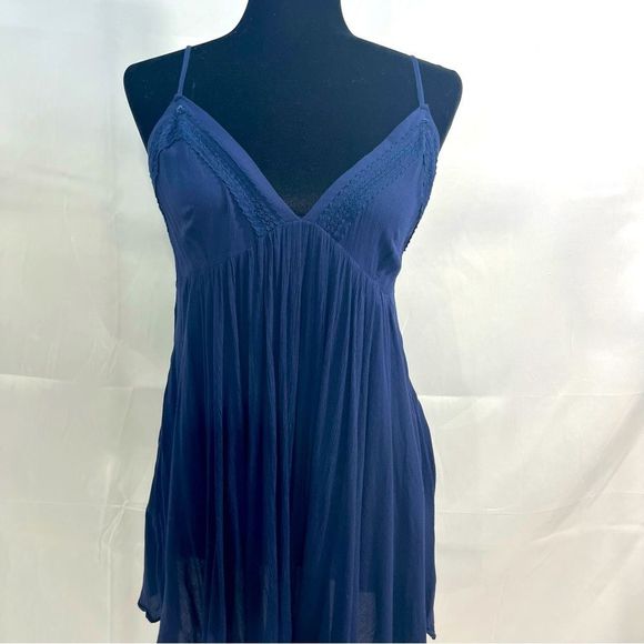 Lulu's Navy Baby Doll Coverup - Picture 9 of 11